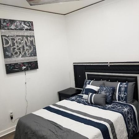 Cozy And Unique Getaway Apartment ฮามิลตัน ภายนอก รูปภาพ